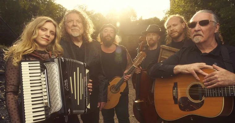 Robert Plant with Saving Grace and Suzi Dian