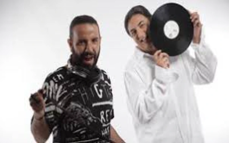 Çelik ve DJ Hakan Küfündür ile 90’lar 2000’ler Türkçe Pop Parti