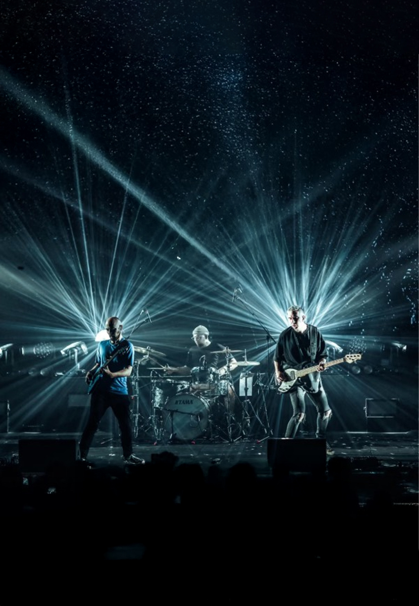 %100 Metal Sunar: April Rain