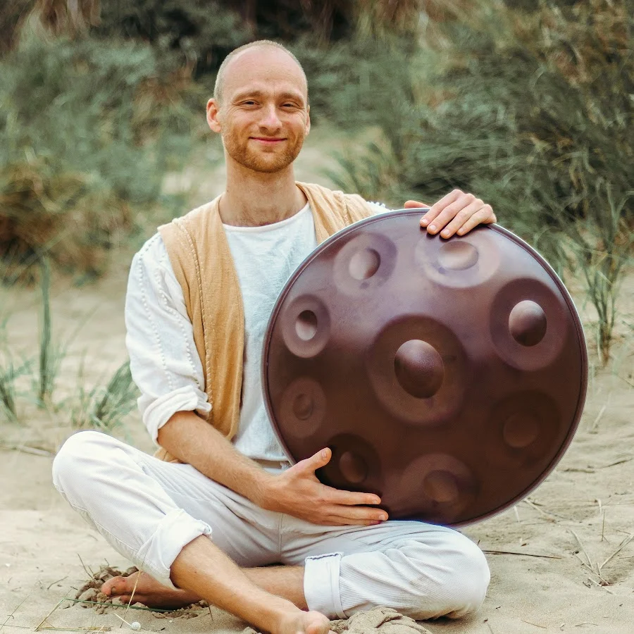 CANDELA: MALTE MARTEN AT KASTEL