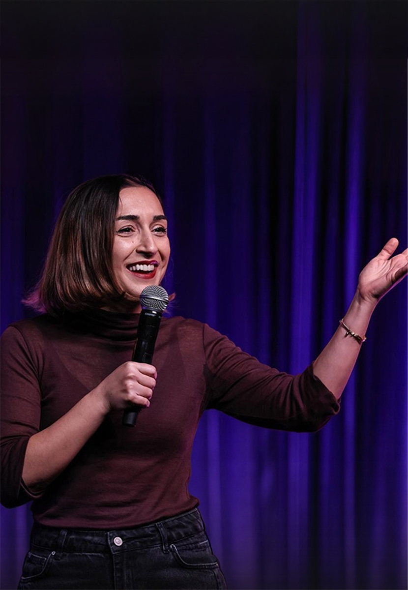 Özge Özel Stand Up