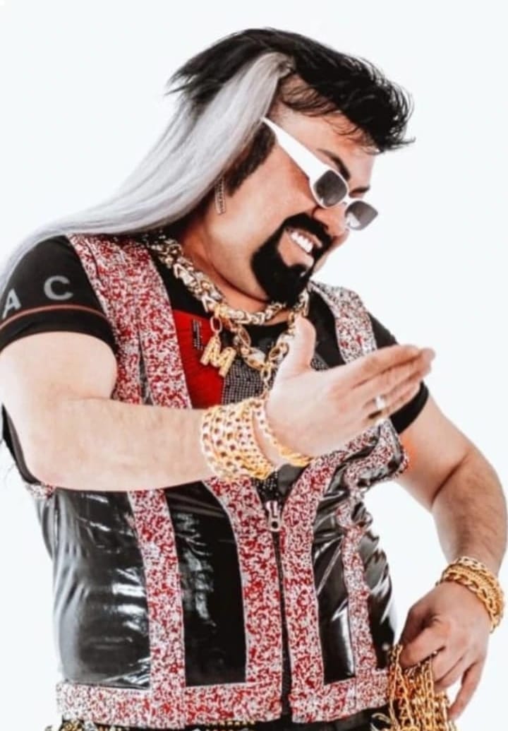 Kobra Murat ile Kadınlar Matinesi