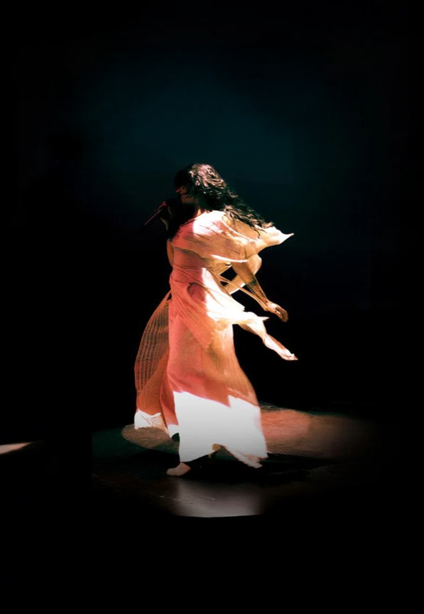 %100 Müzik Sunar: Naaz