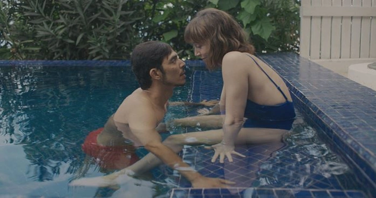 Palmiyelerin Ardında