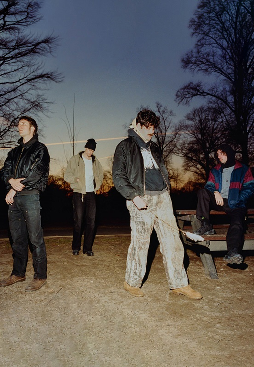 %100 Müzik Sunar: Model/Actriz