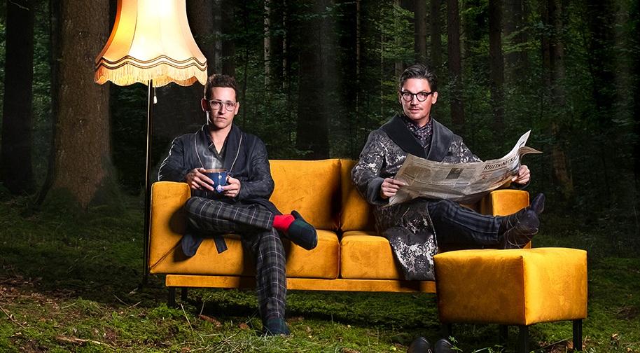 Cafe Del Mundo GuitaRevolution