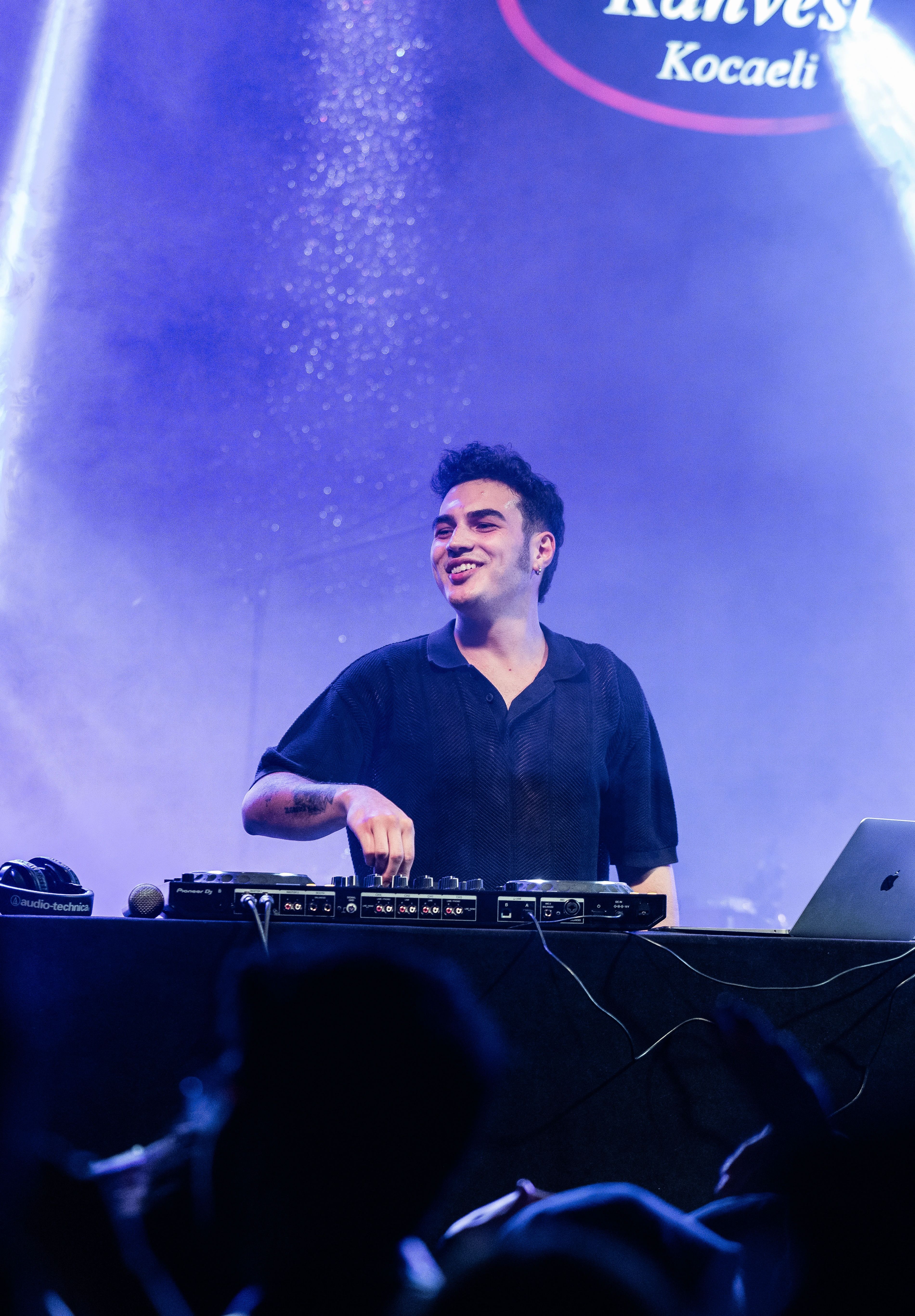 DJ Mehmet Taş 90'lar 2000'ler Türkçe Pop Gecesi