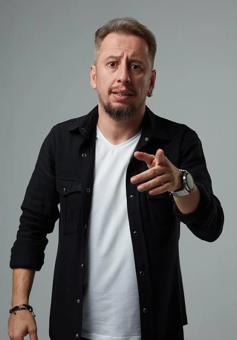 Cem İşçiler-Stand Up