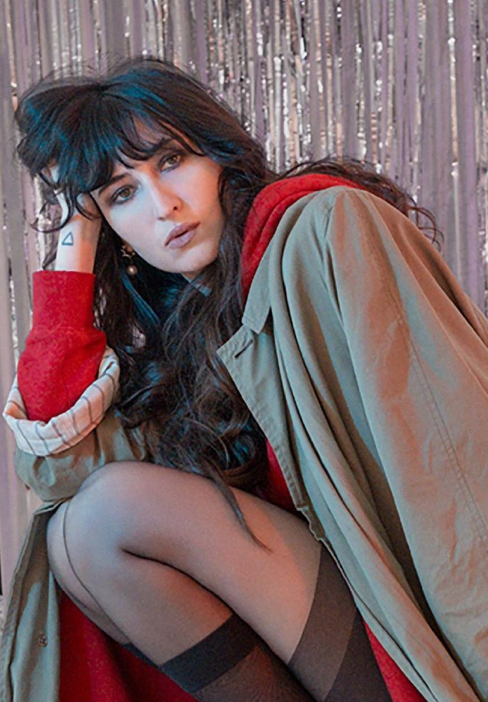 %100 Müzik Sunar: Tempers