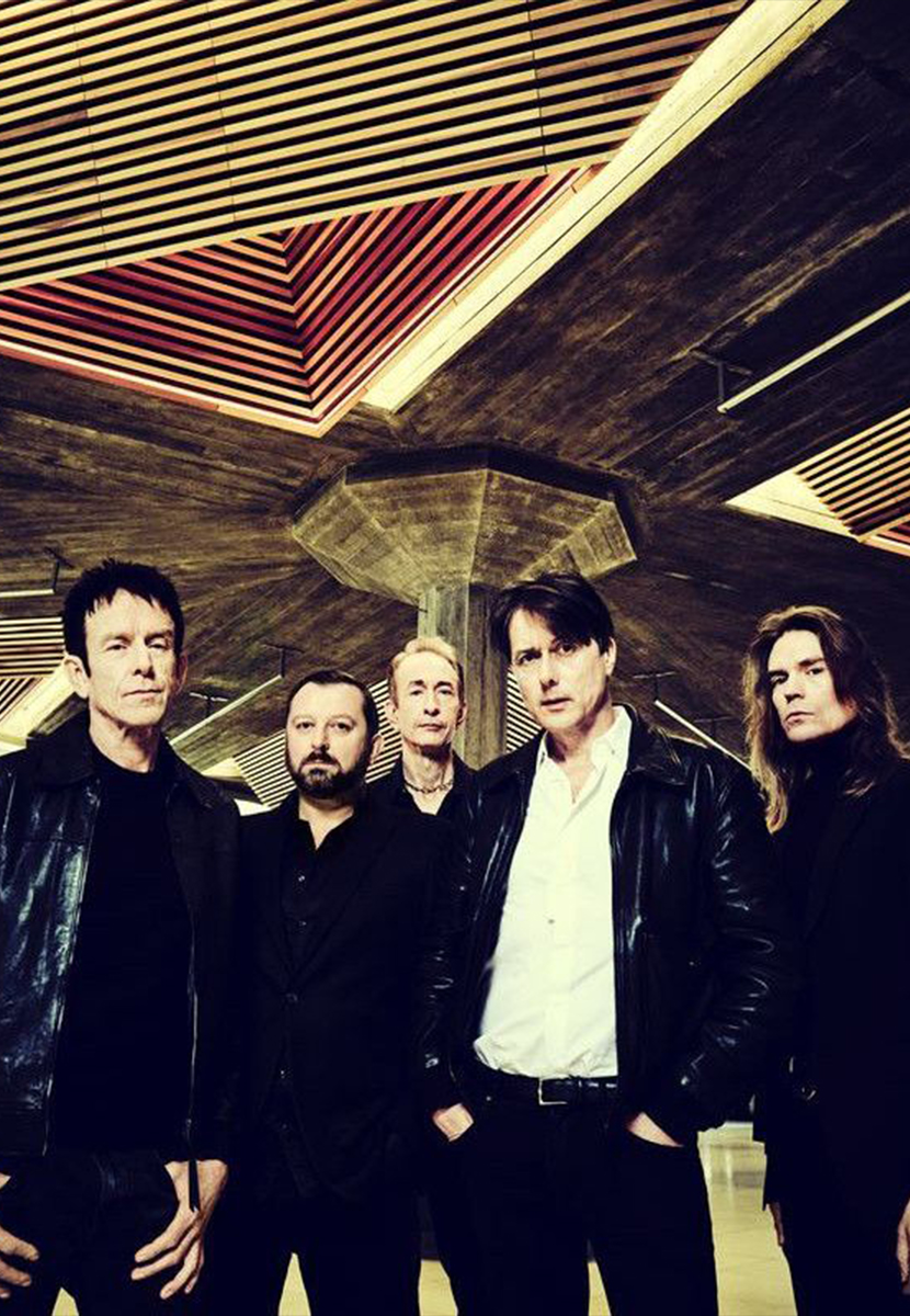 %100 Müzik Sunar: Suede