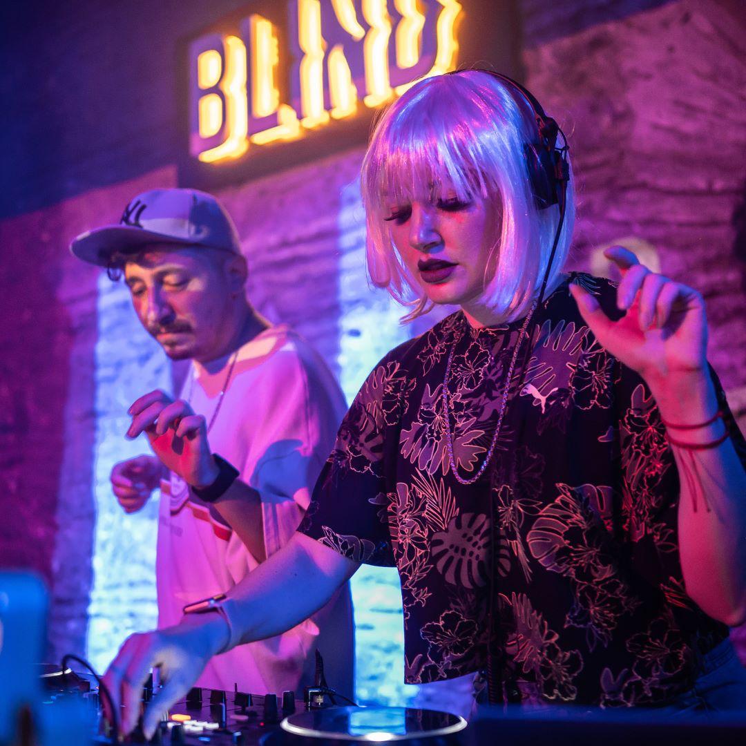 2000's Party / Daddy-E & Dear Darling 