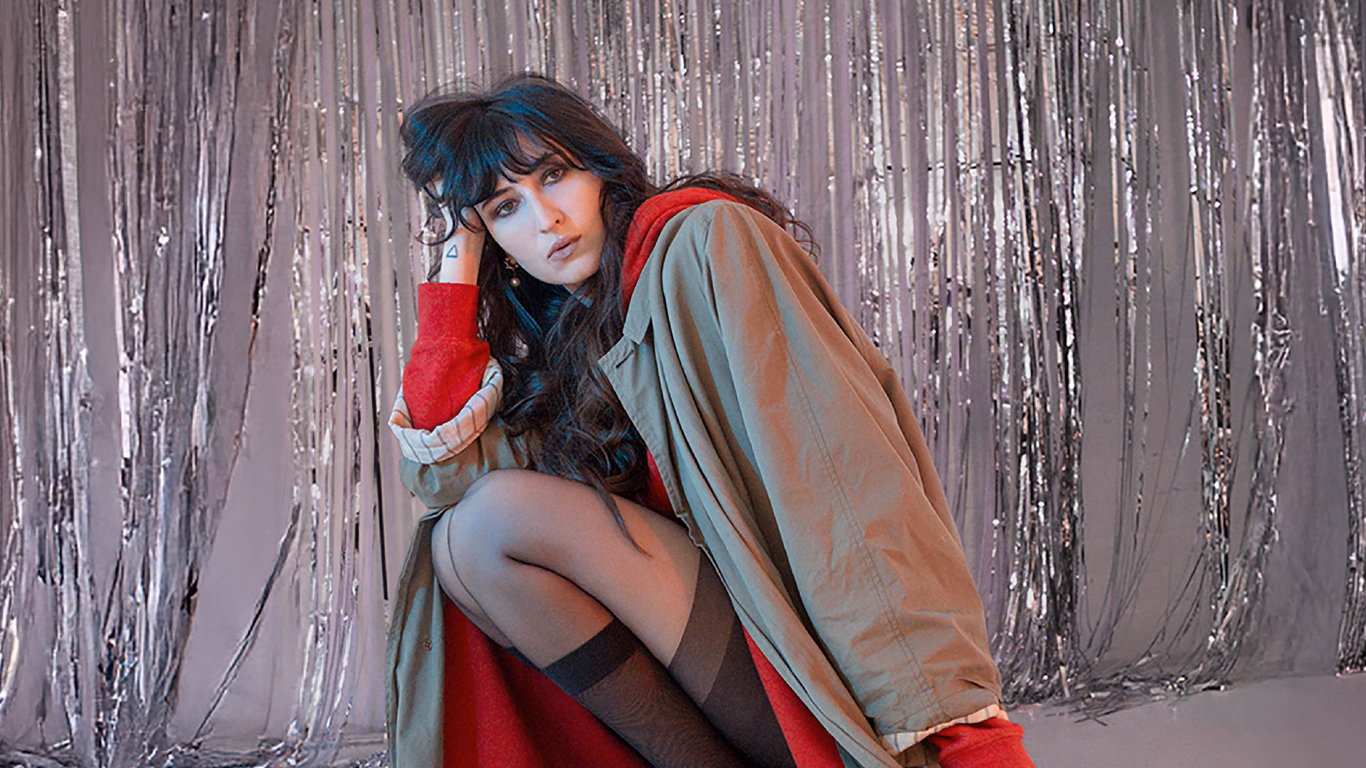 %100 Müzik Sunar: Tempers