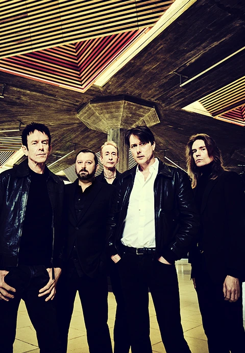 %100 Muzik Sunar: Suede