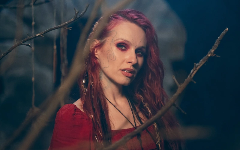 %100 Metal Sunar: Fabienne Erni