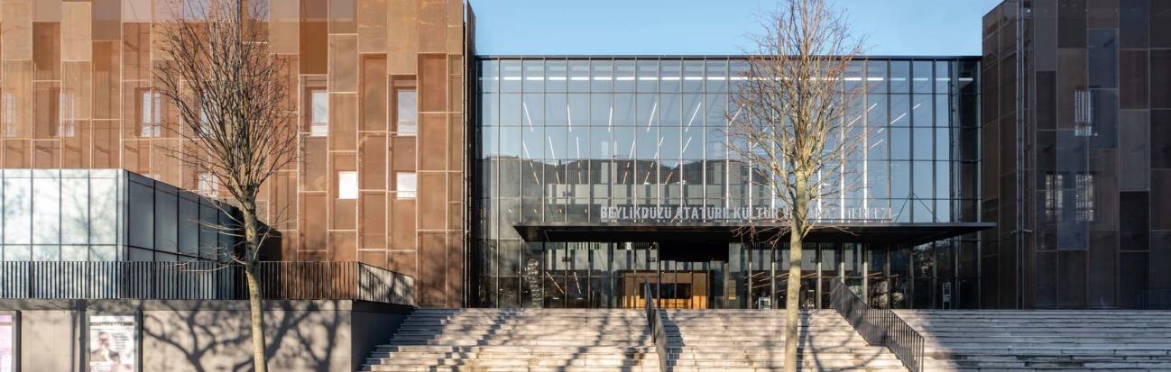 İBB Hoca Ahmet Yesevi Kültür Merkezi