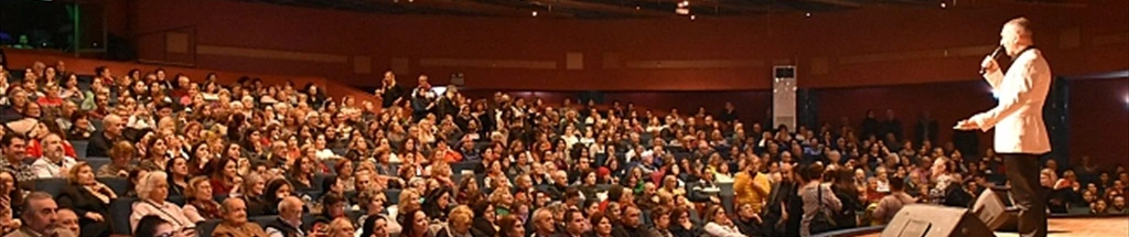 Çeşme Çakabey Kültür Merkezi 